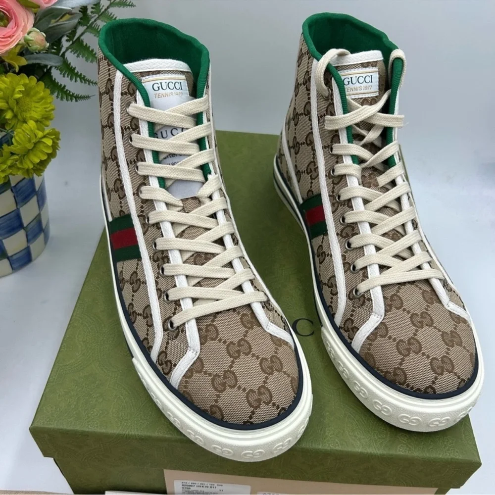 Men’s Gucci tennis 1977 high top sneakers size 11 made in Italy.